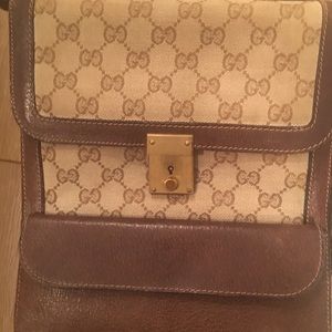 Vintage Gucci purse